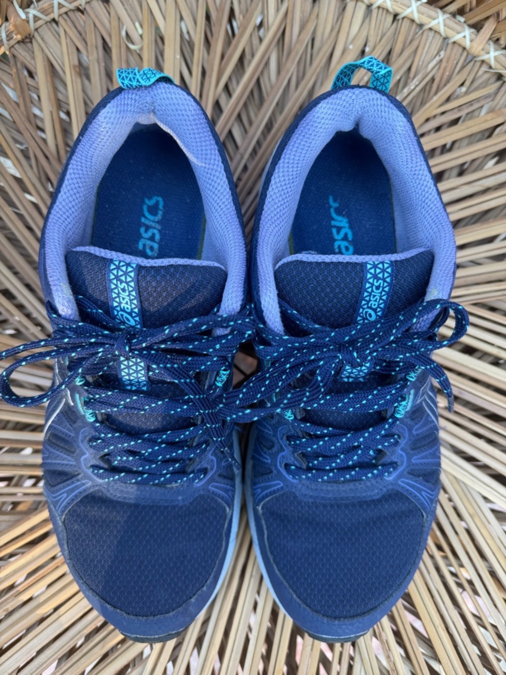 Asics Gel-Venture 7 running shoes size 7 - Picture 5 of 11